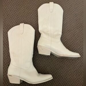 MADDEN GIRL Cowgirl Boots!